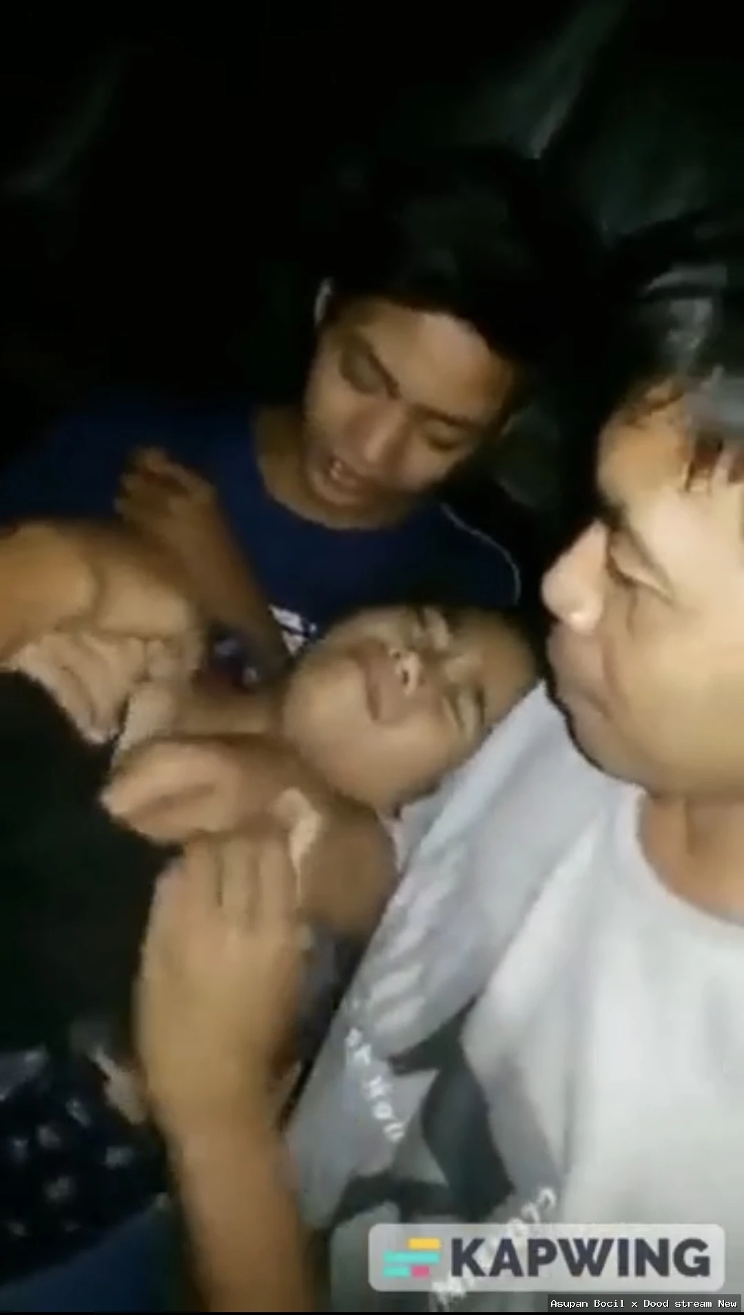 Background nonton video viral IRAMA MALAM MENGGAIRAHKAN Bocil Smp Sodok sodok Paksa Teman Tongkrongan Meronta ronta Kesakitan Tapi Akhirnya Keenakan Dan Nagih Di Entot Special On Abg Viral Dood